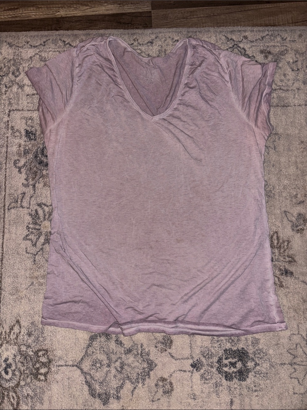 Time and Tru Mauve V-Neck Short Sleeve Tee